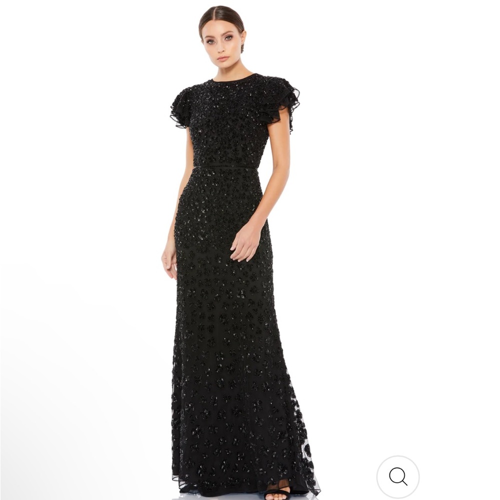 Mac Duggal Elegant Black Ruffled Maxi Dress
